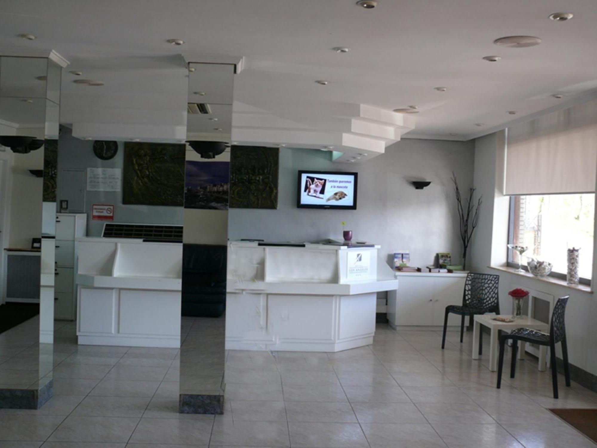 Hotel Los Angeles Guarnizo Exterior photo