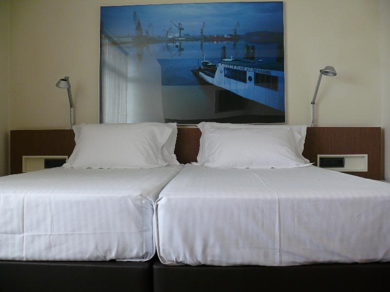 Hotel Los Angeles Guarnizo Exterior photo